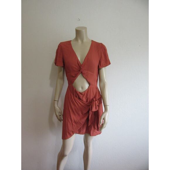 MAJORELLE Cutout Back Zip Wrap Around Embellishment M Short Sleeve Rust Dress - Picture 1 of 4